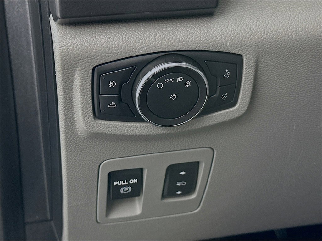 Used 2020 Ford F150 XLT w/ Equipment Group 302A Luxury image 10