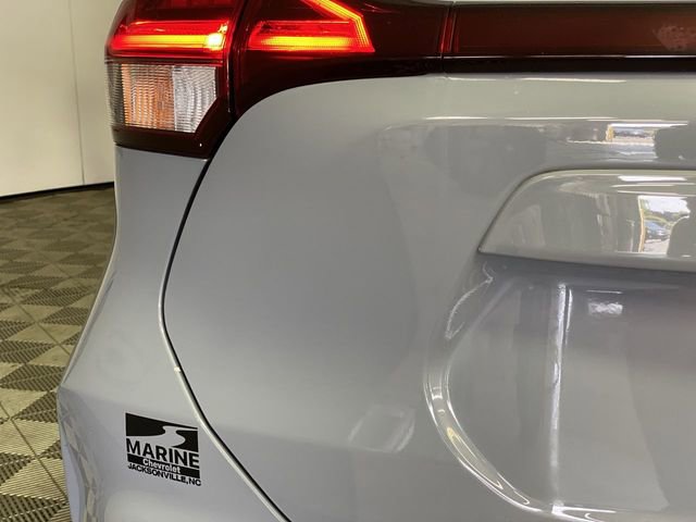 Used 2023 Nissan Kicks SV FWD image 35