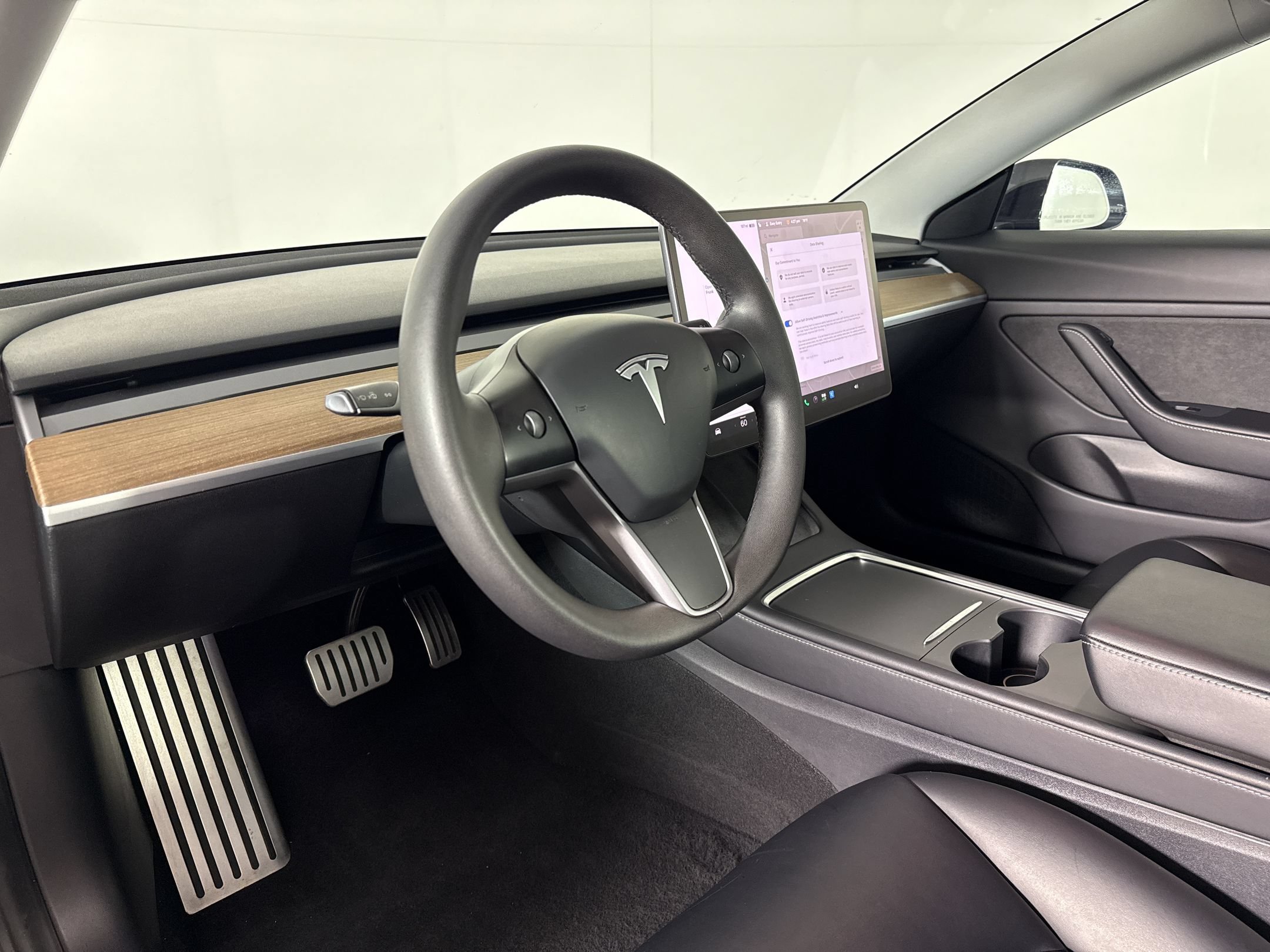 Used 2021 Tesla Model 3 Long Range AWD/4WD image 4