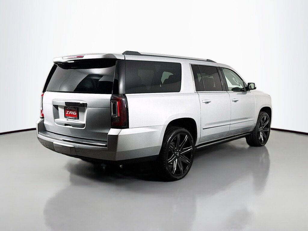 Used 2018 GMC Yukon XL Denali AWD/4WD image 5