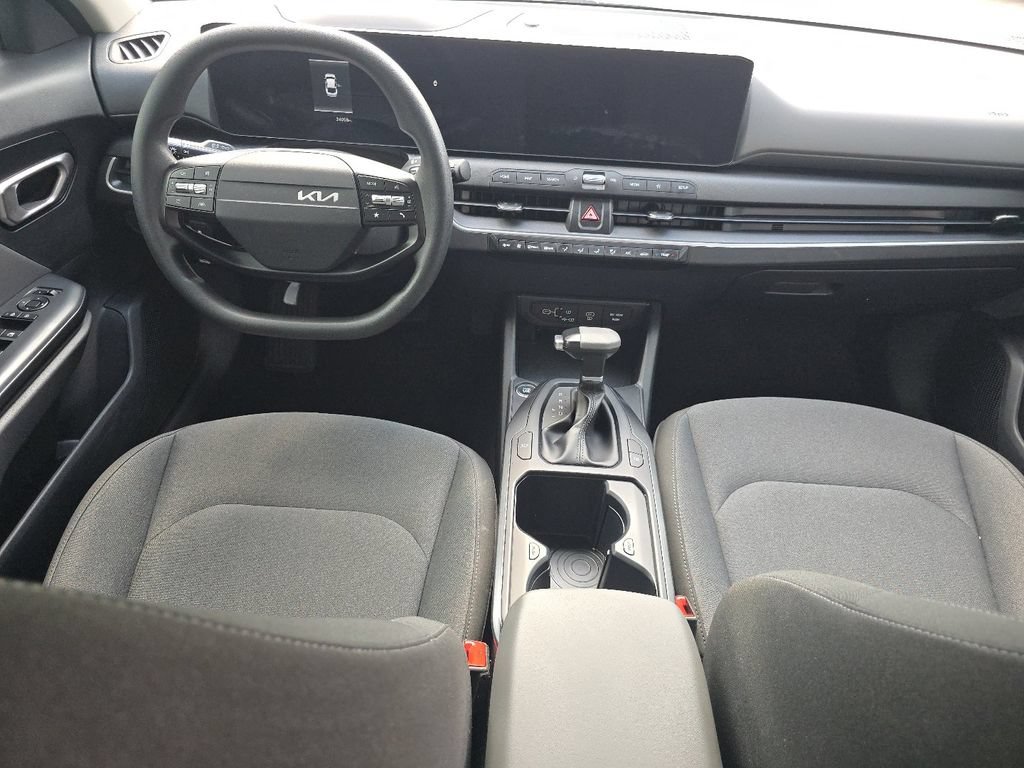 Used 2025 Kia K4 FWD image 18
