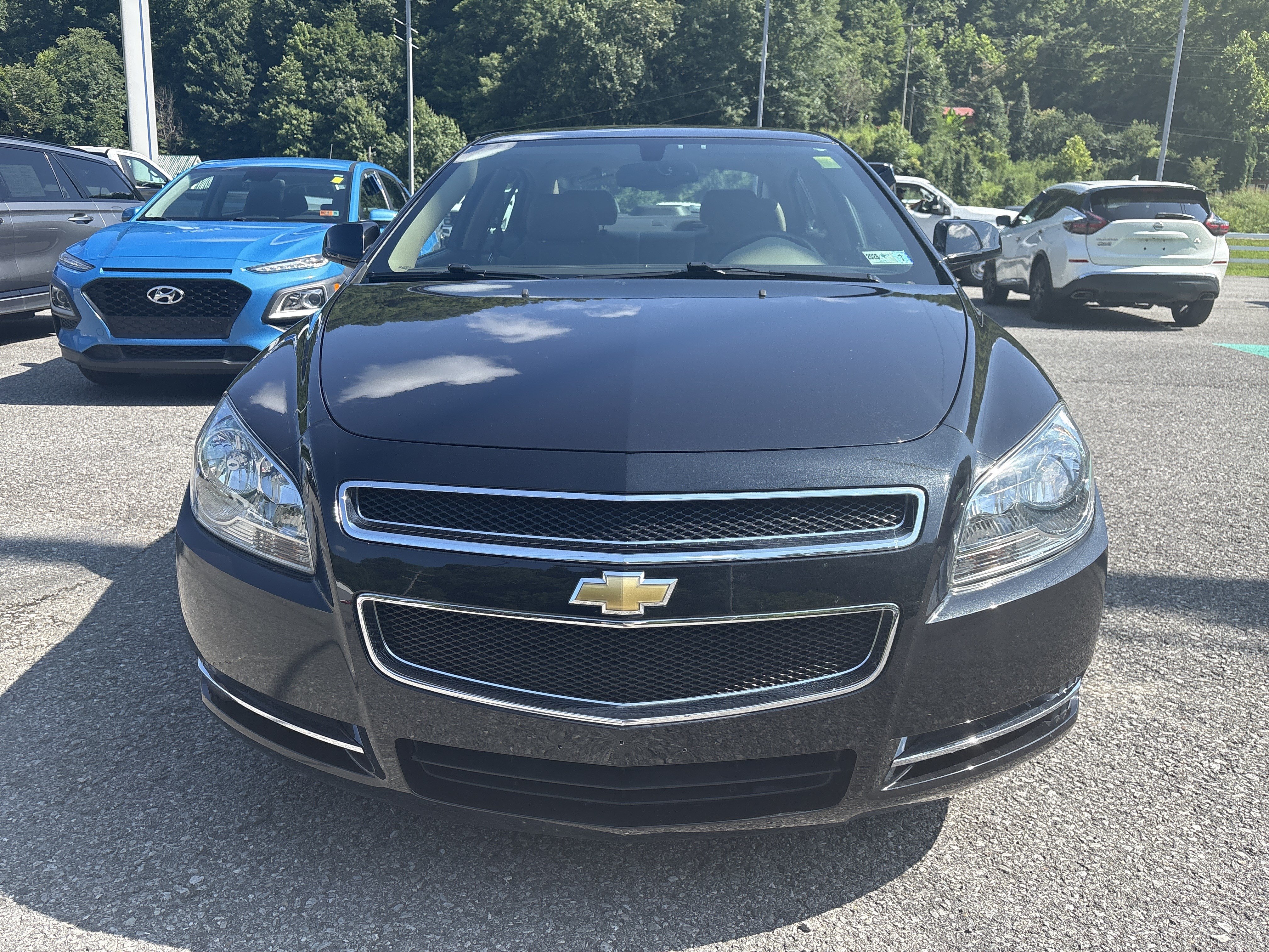 Used 2009 Chevrolet Malibu LT w/ Rear Power Package FWD image 9
