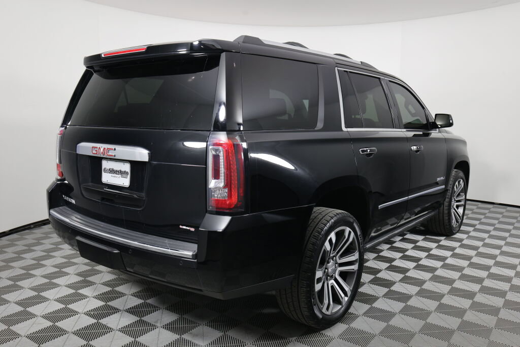Used 2018 GMC Yukon Denali w/ Denali Ultimate Package image 2
