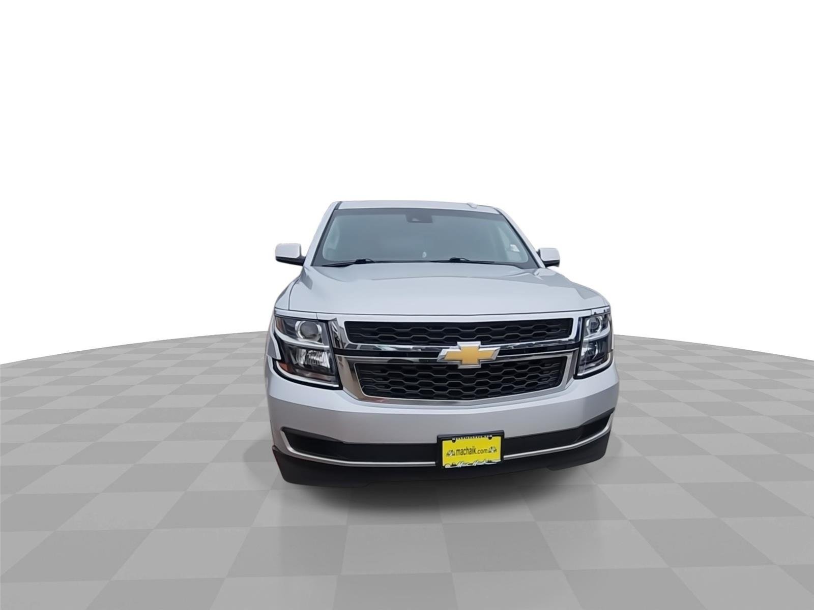 Used 2018 Chevrolet Suburban LT AWD/4WD image 3