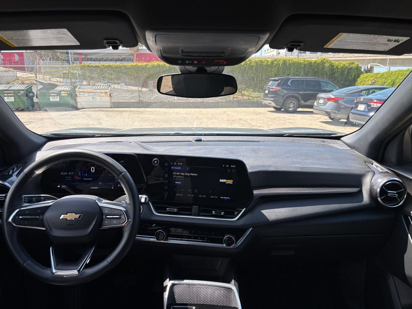 Used 2025 Chevrolet Equinox LT FWD image 33