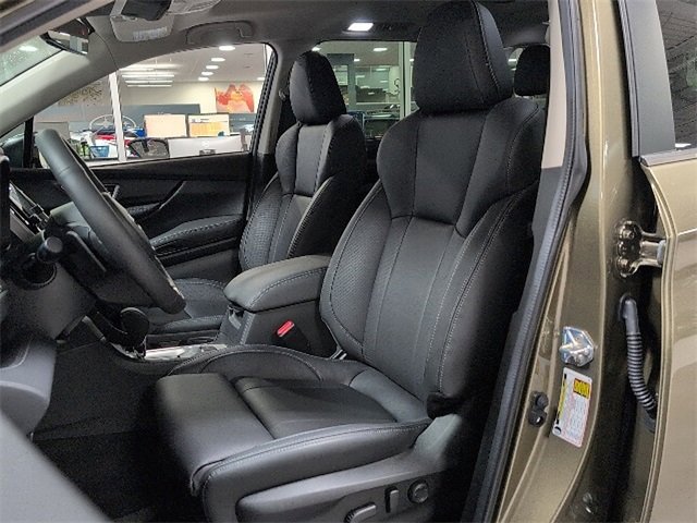 New 2025 Subaru Ascent Limited w/ Popular Package #2 image 10