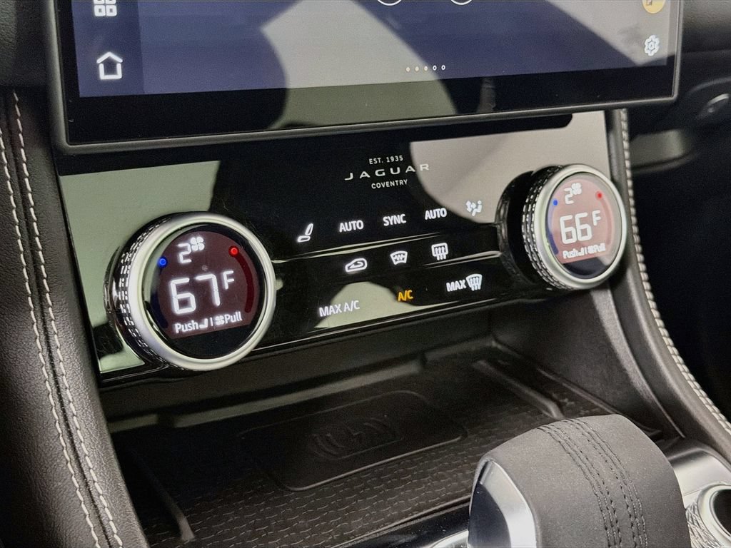 Certified 2025 Jaguar F-PACE R-Dynamic S AWD/4WD image 16
