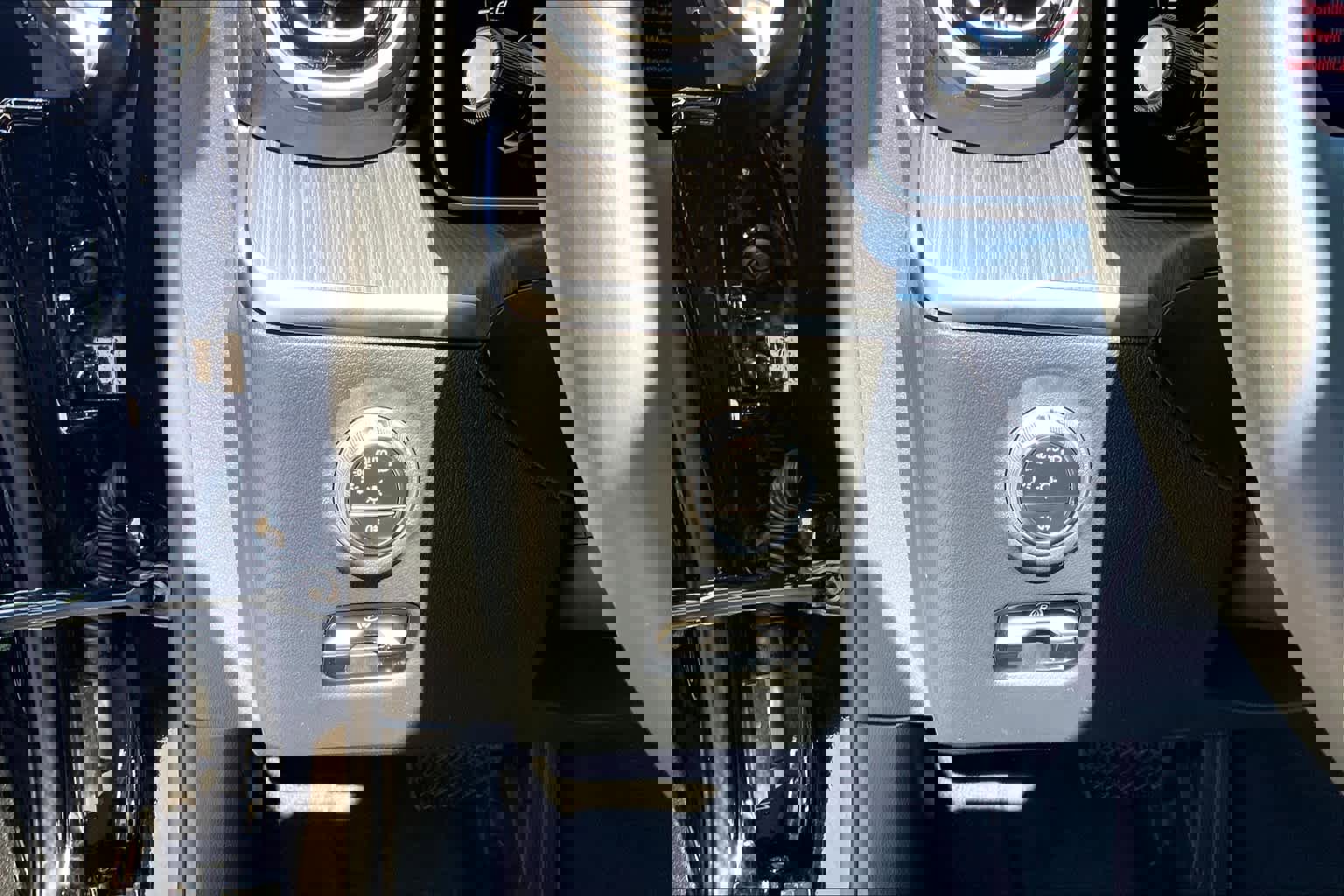 Certified 2025 Mercedes-Benz C 300 Sedan image 11