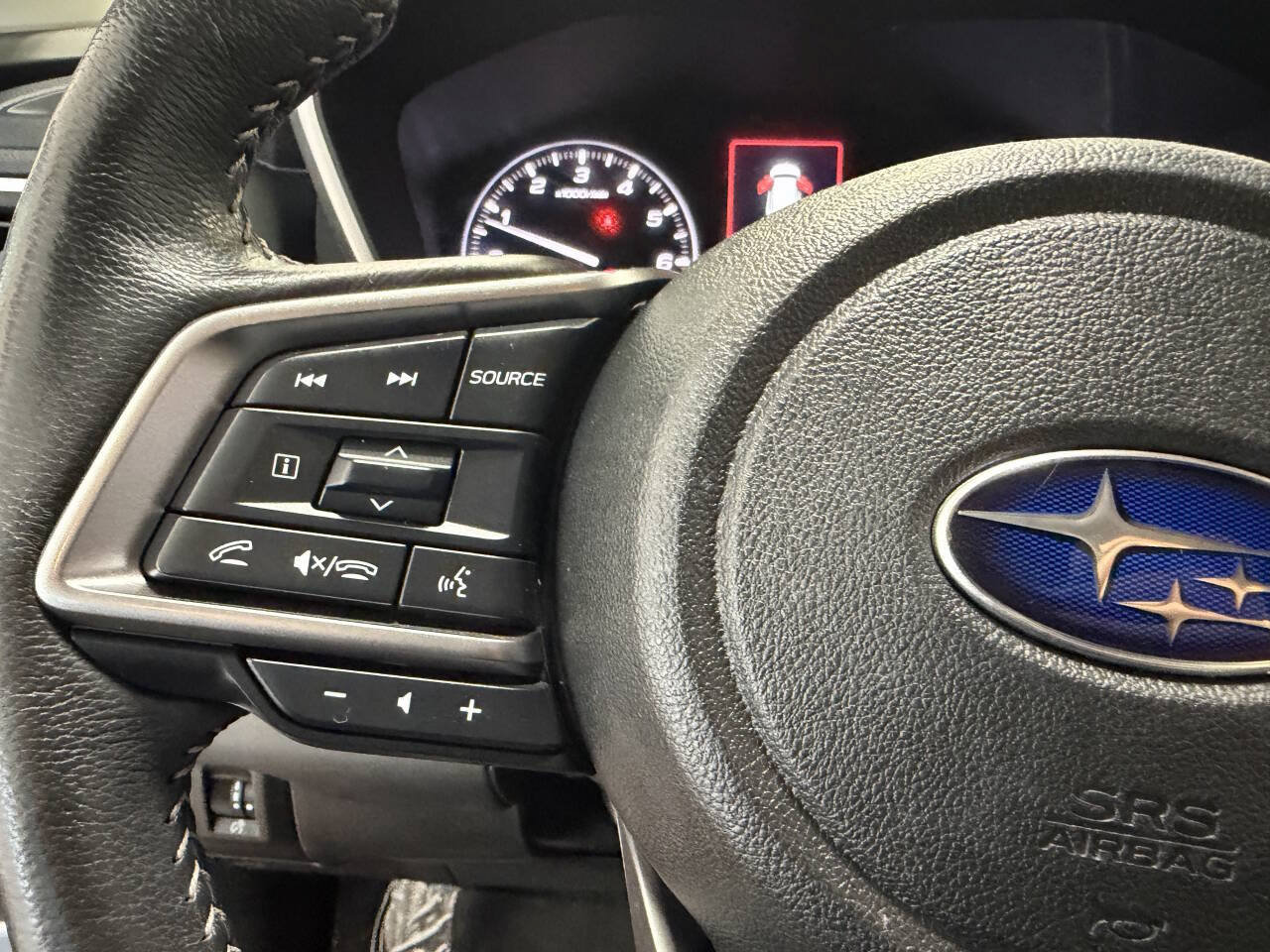 Used 2023 Subaru Ascent Limited AWD/4WD image 18
