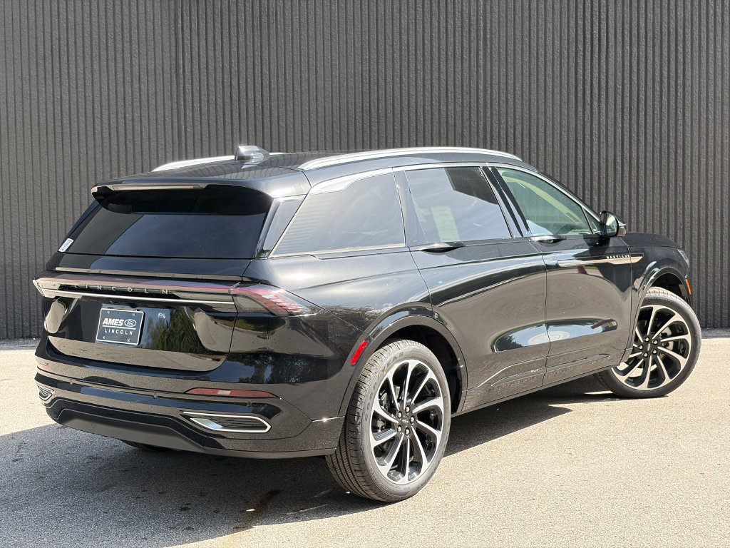 New 2026 Lincoln Nautilus Black Label AWD/4WD image 7