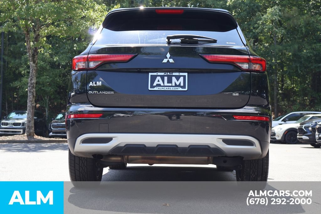 Used 2024 Mitsubishi Outlander SE AWD/4WD image 6