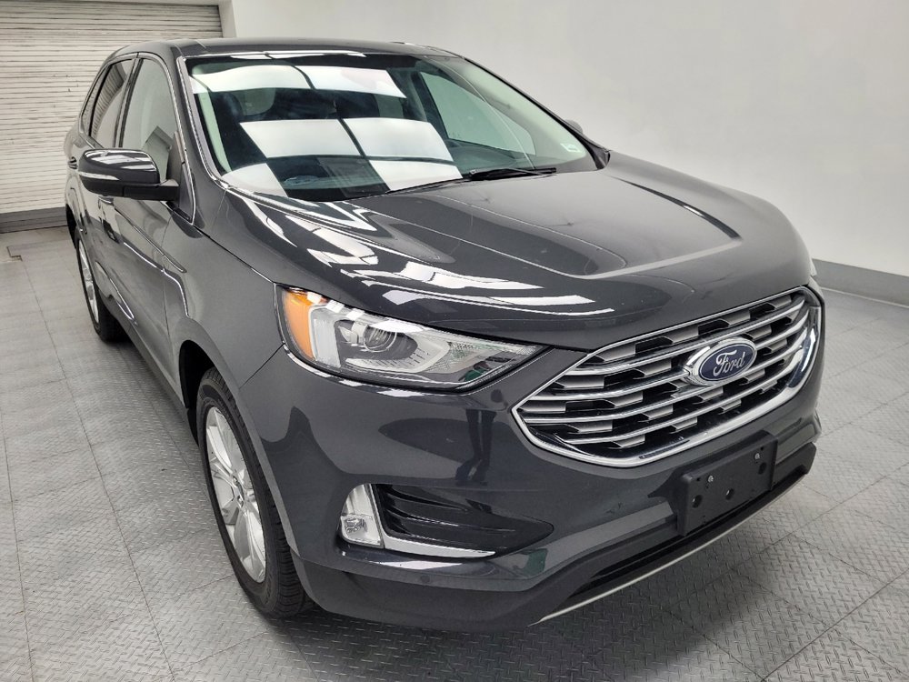 Used 2021 Ford Edge Titanium w/ Cargo Accessory Package FWD image 14