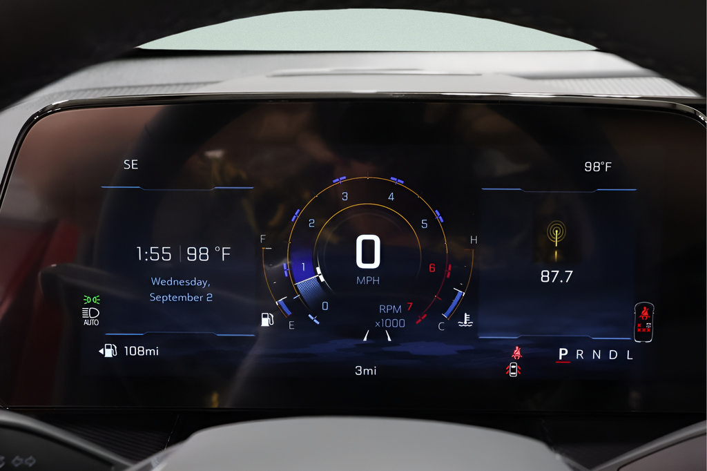 New 2027 Chevrolet Equinox LT w/ Convenience Package II FWD image 15
