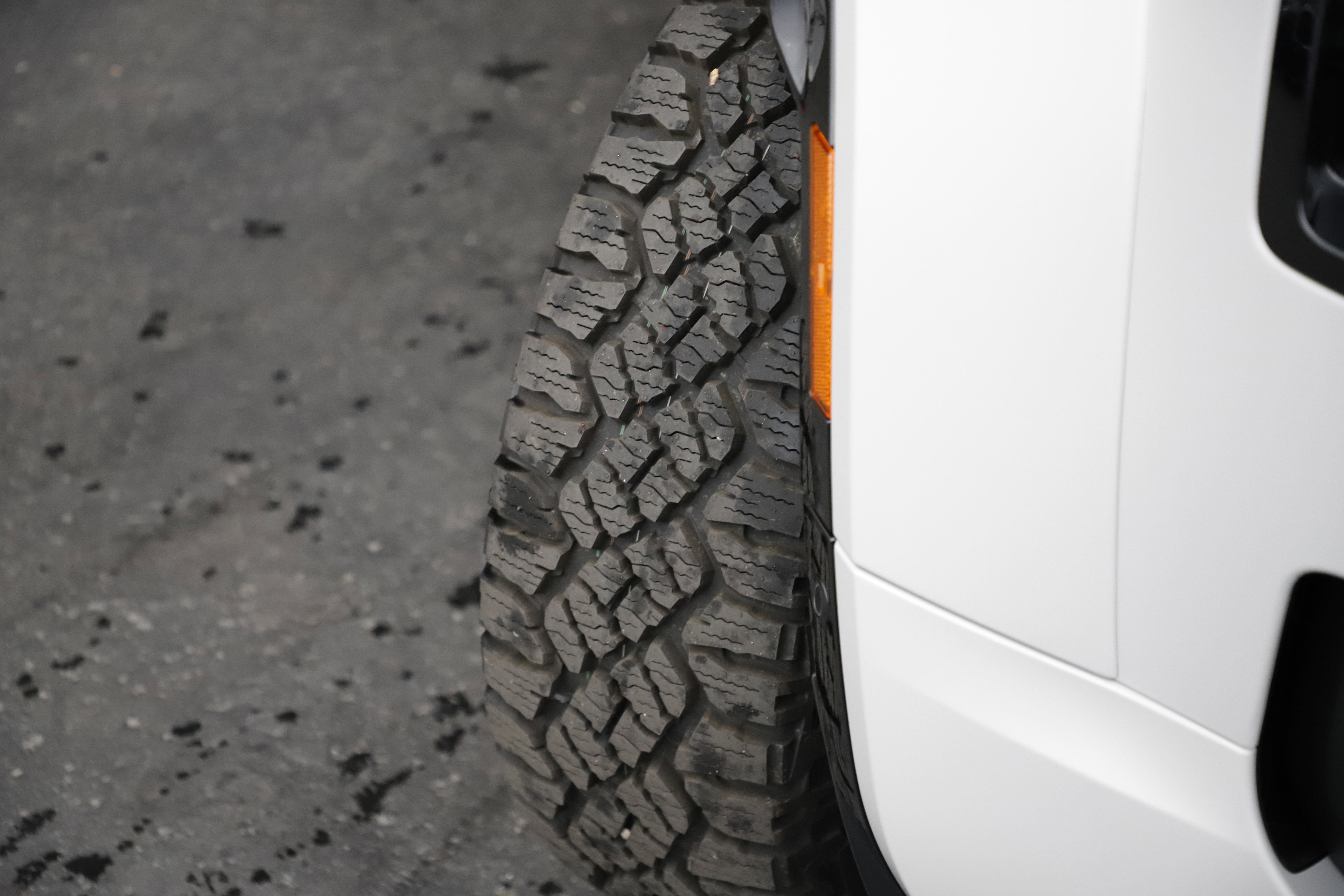 New 2026 Land Rover Defender 110 OCTA AWD/4WD image 5