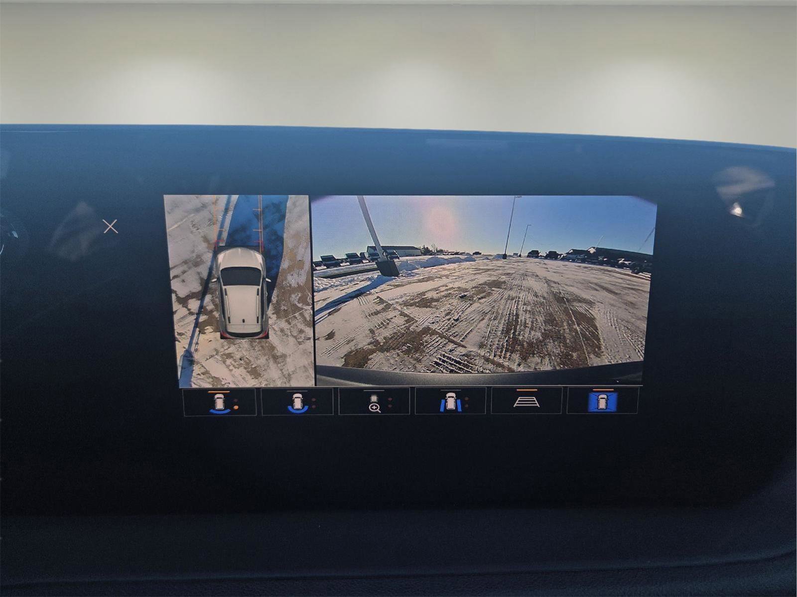 Used 2026 Buick Encore GX Avenir w/ Avenir Technology Package image 50