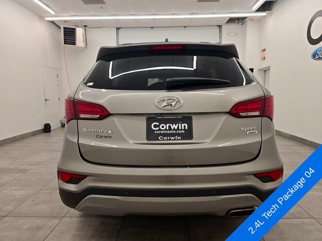 Used 2017 Hyundai Santa Fe Sport w/ 2.4L Tech Package 04 AWD/4WD image 4