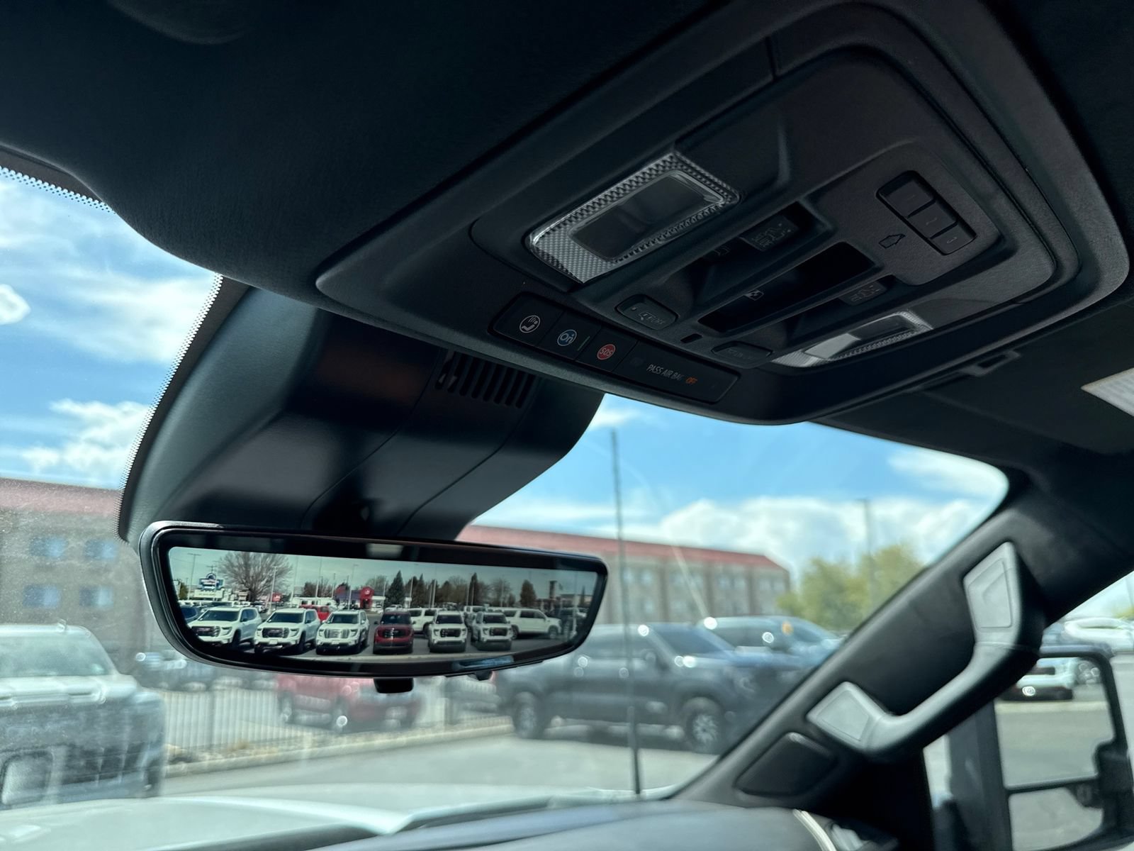 New 2026 GMC Sierra 3500 Denali Ultimate AWD/4WD image 22