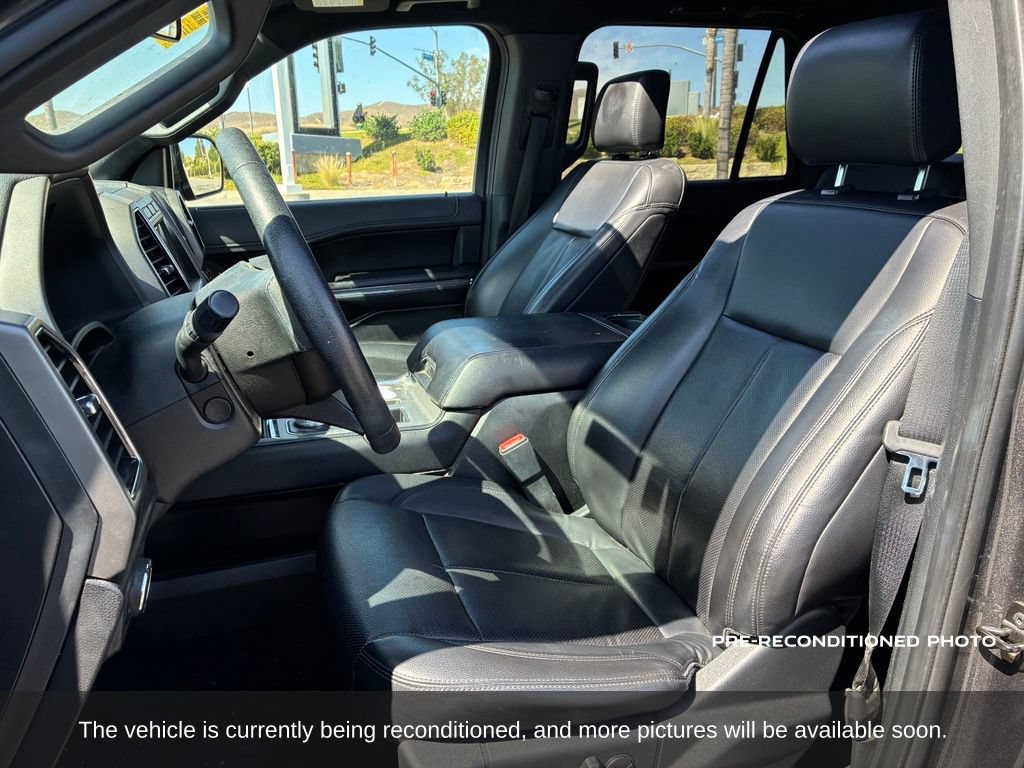 Used 2020 Ford Expedition Max XLT w/ Equipment Group 202A RWD image 12