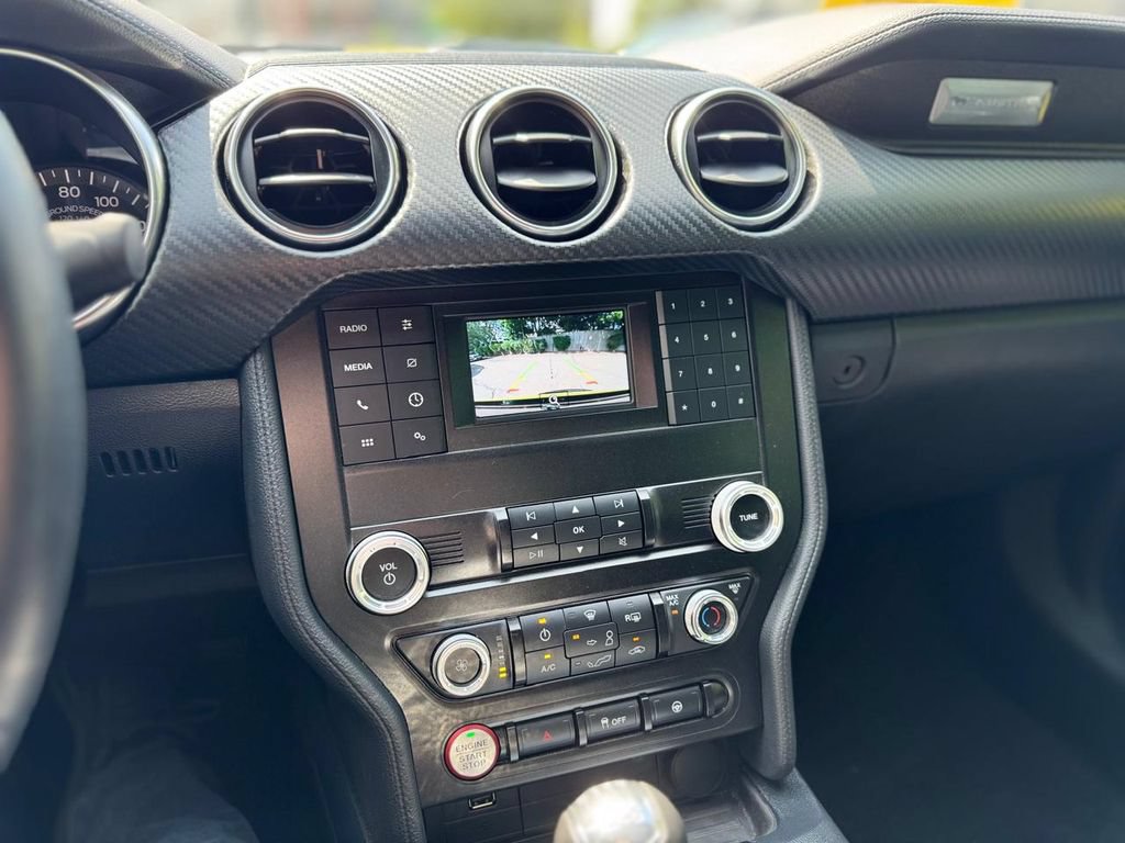 Used 2021 Ford Mustang Coupe RWD image 18