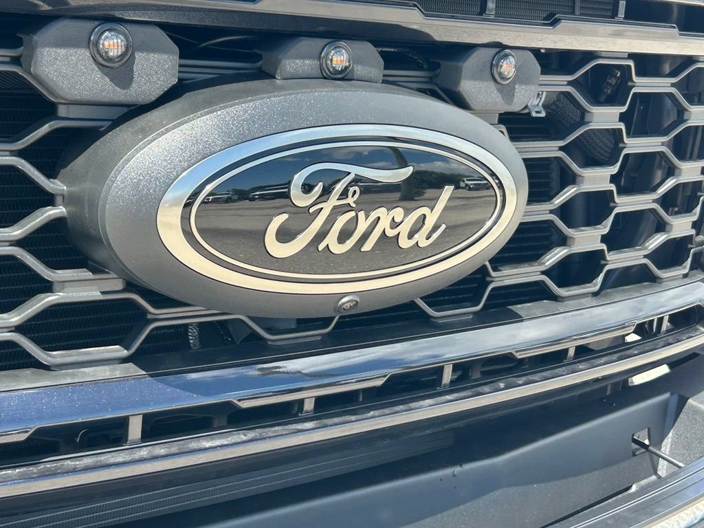 New 2026 Ford F250 Lariat w/ Black Appearance Package AWD/4WD image 20