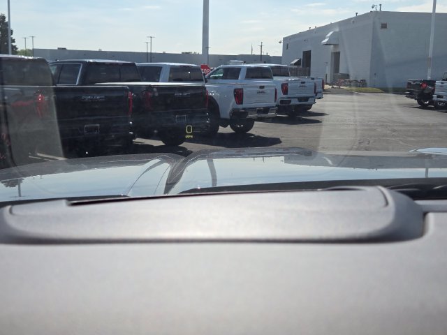 New 2026 GMC Sierra 3500 Denali Ultimate AWD/4WD image 12