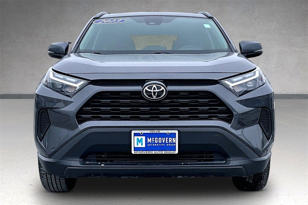 Used 2023 Toyota RAV4 XLE w/ Convenience Package image 2