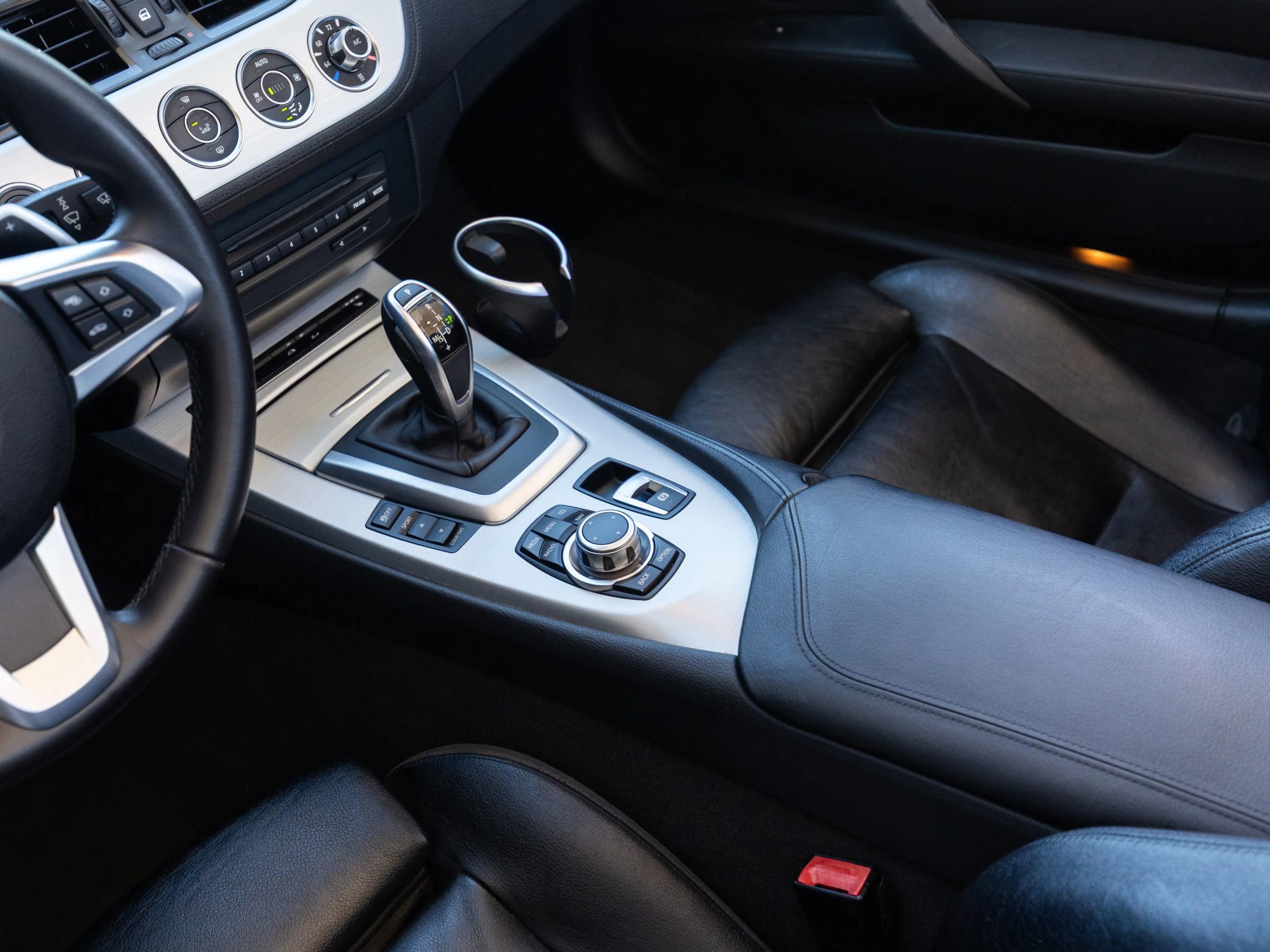 Used 2016 BMW Z4 sDrive28i RWD image 29