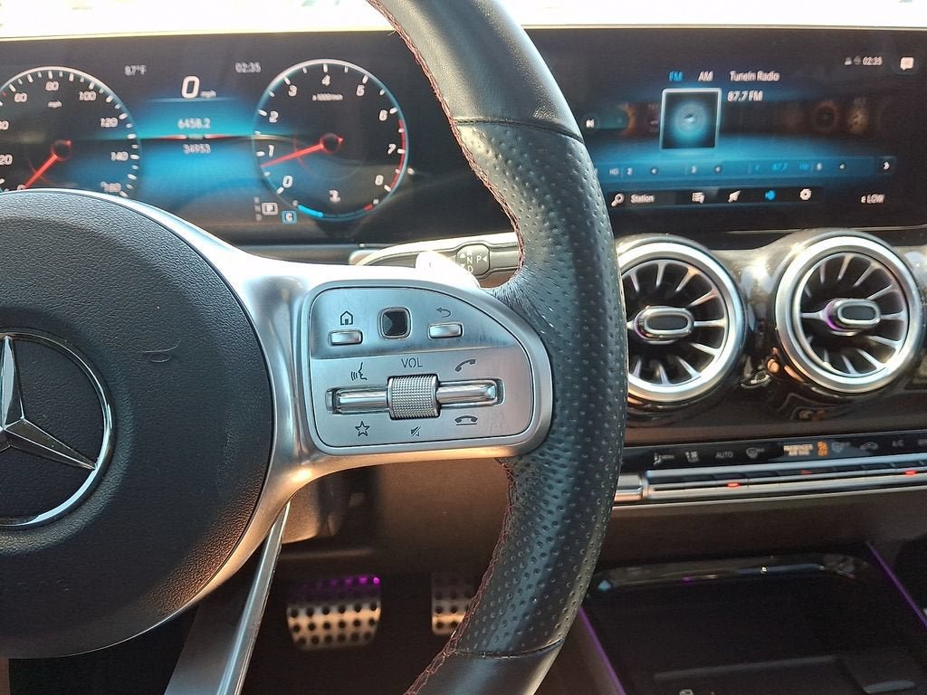Used 2022 Mercedes-Benz GLB 250 image 24