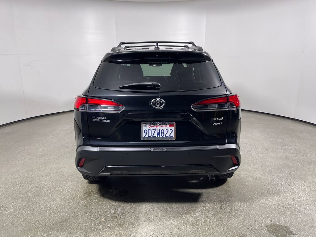 Certified 2022 Toyota Corolla Cross XLE w/ Convenience Package AWD/4WD image 4