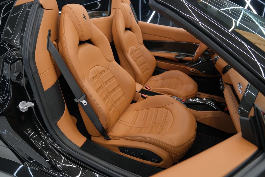 Used 2018 Ferrari 488 Spider RWD image 29