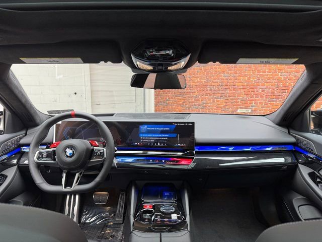 Used 2026 BMW M5 w/ Executive Package image 12