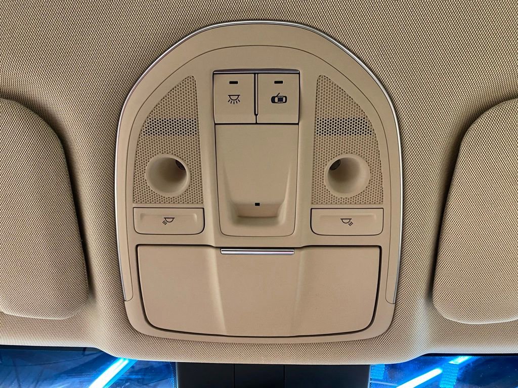 Used 2016 Hyundai Genesis 3.8 image 30