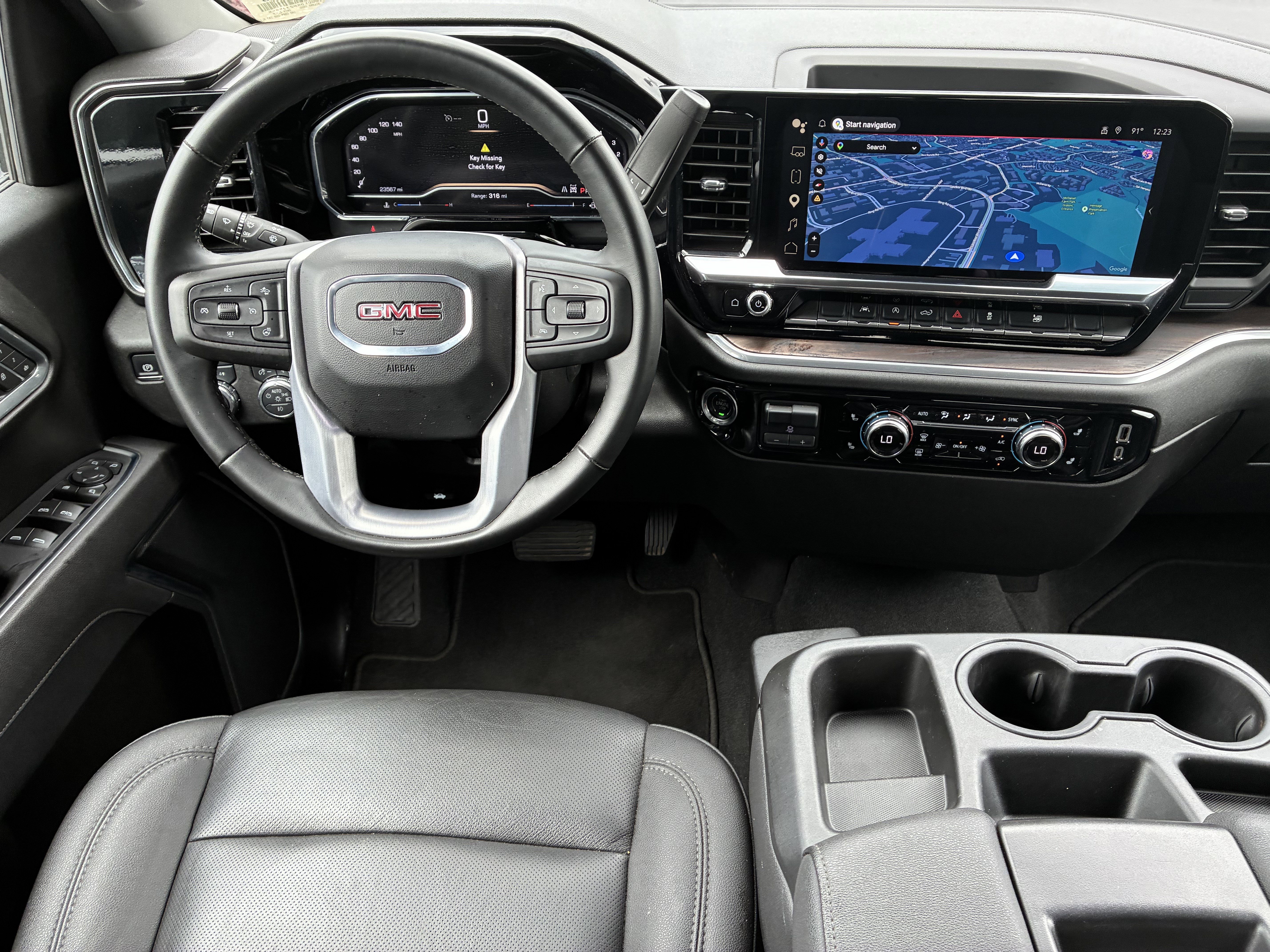 Used 2025 GMC Sierra 1500 SLT AWD/4WD image 21