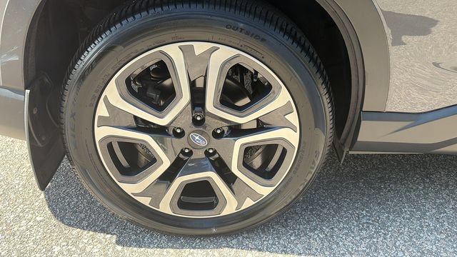 Used 2023 Subaru Ascent Limited AWD/4WD image 18