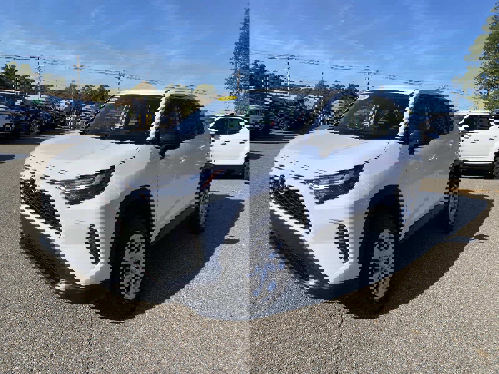 Used 2024 Toyota RAV4 LE image 8