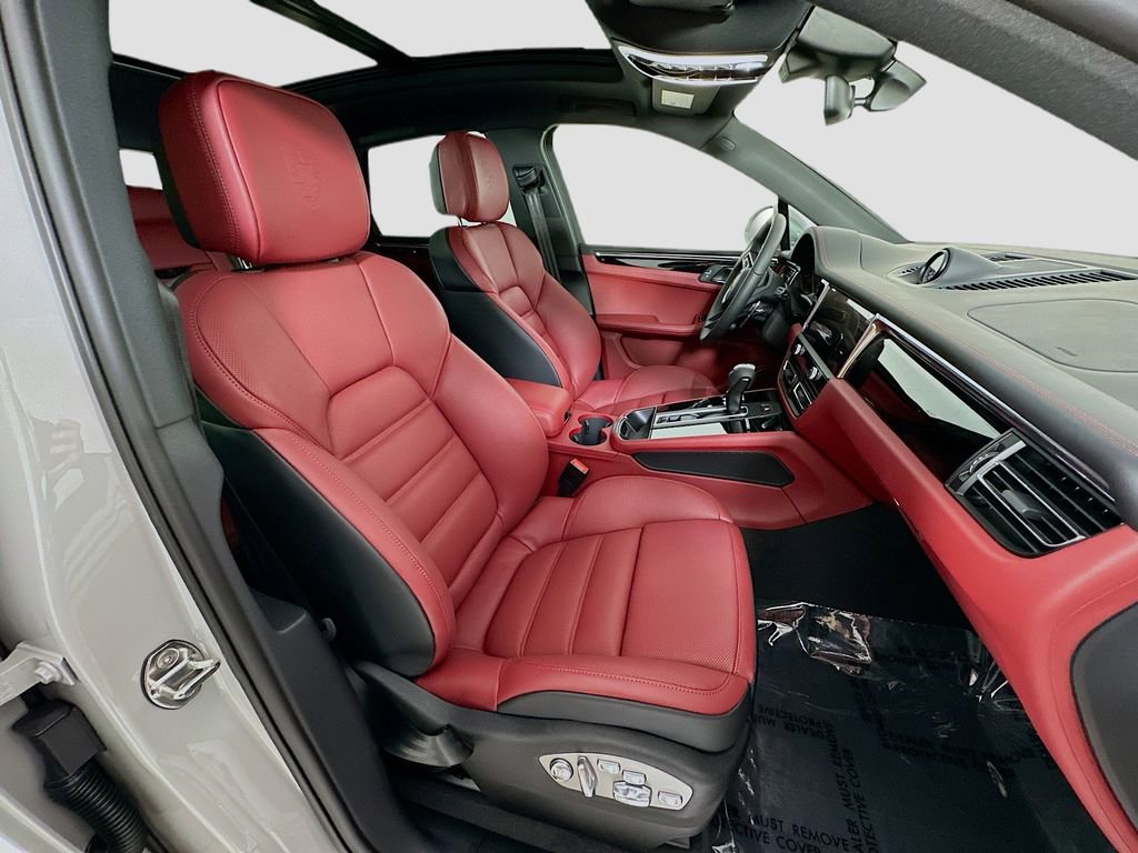 New 2026 Porsche Macan S image 30