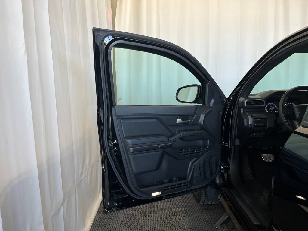 Used 2024 Toyota Tacoma TRD Sport w/ TRD Sport Upgrade Package AWD/4WD image 18