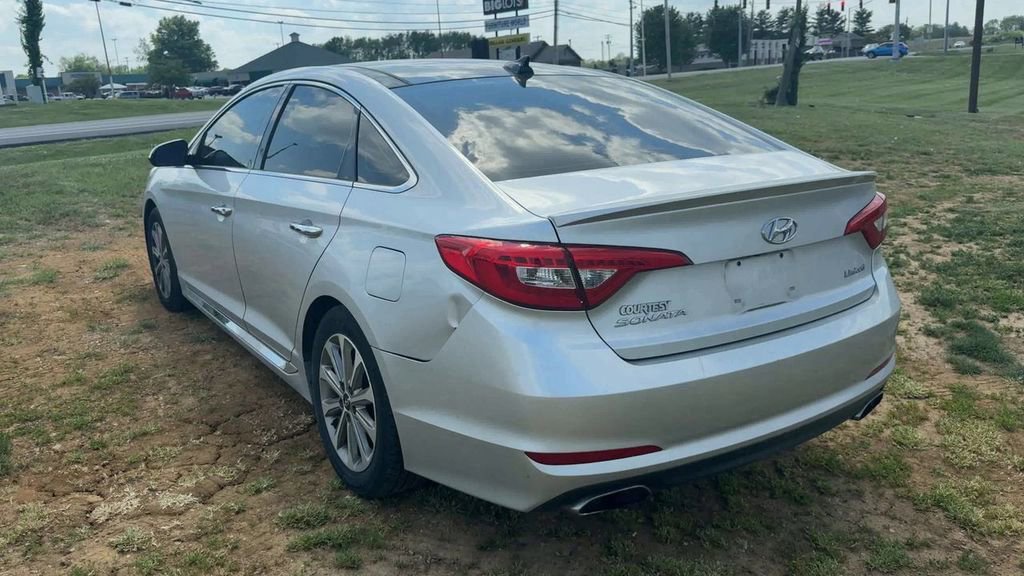 Used 2016 Hyundai Sonata Limited w/ Option Group 04 FWD image 5
