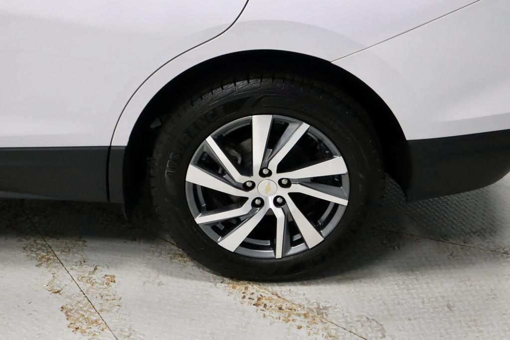 Used 2024 Chevrolet Equinox Premier AWD/4WD image 19