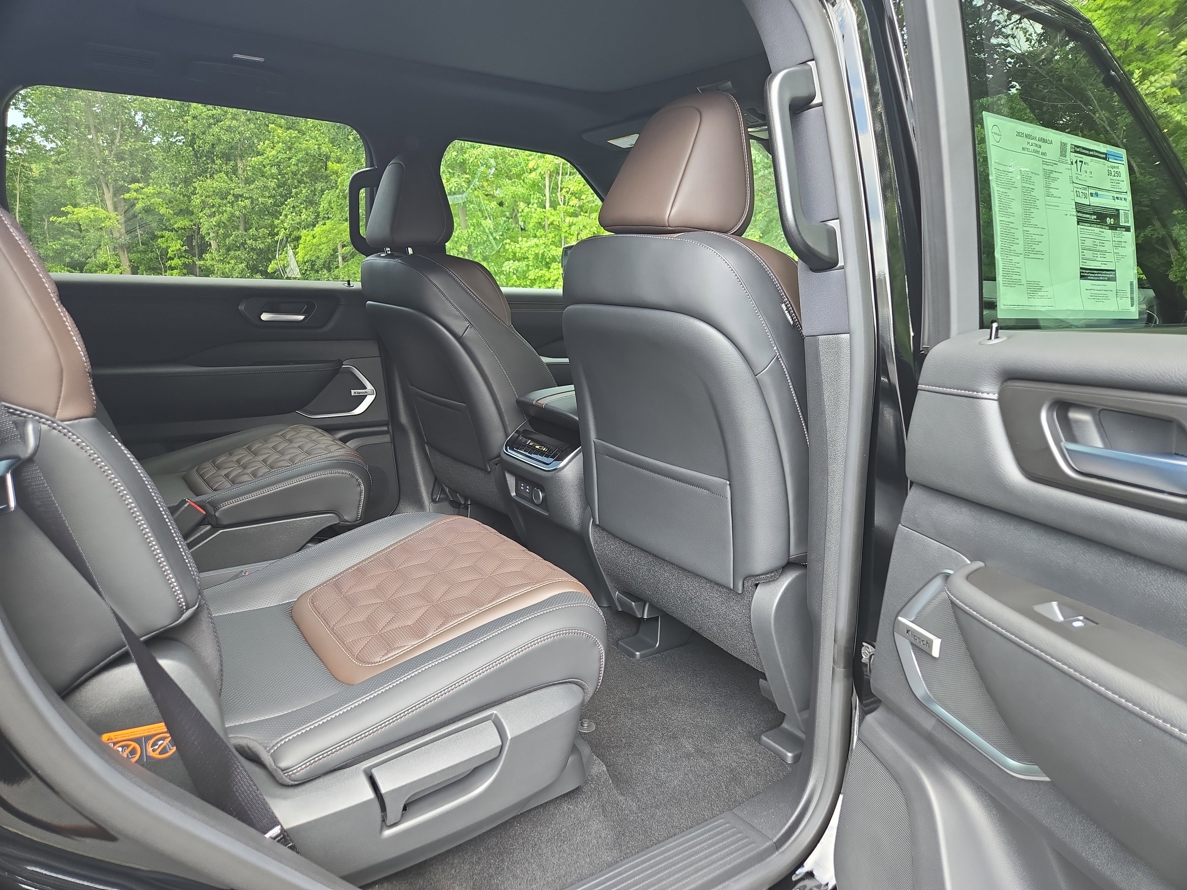New 2025 Nissan Armada Platinum w/ Convenience Package image 17