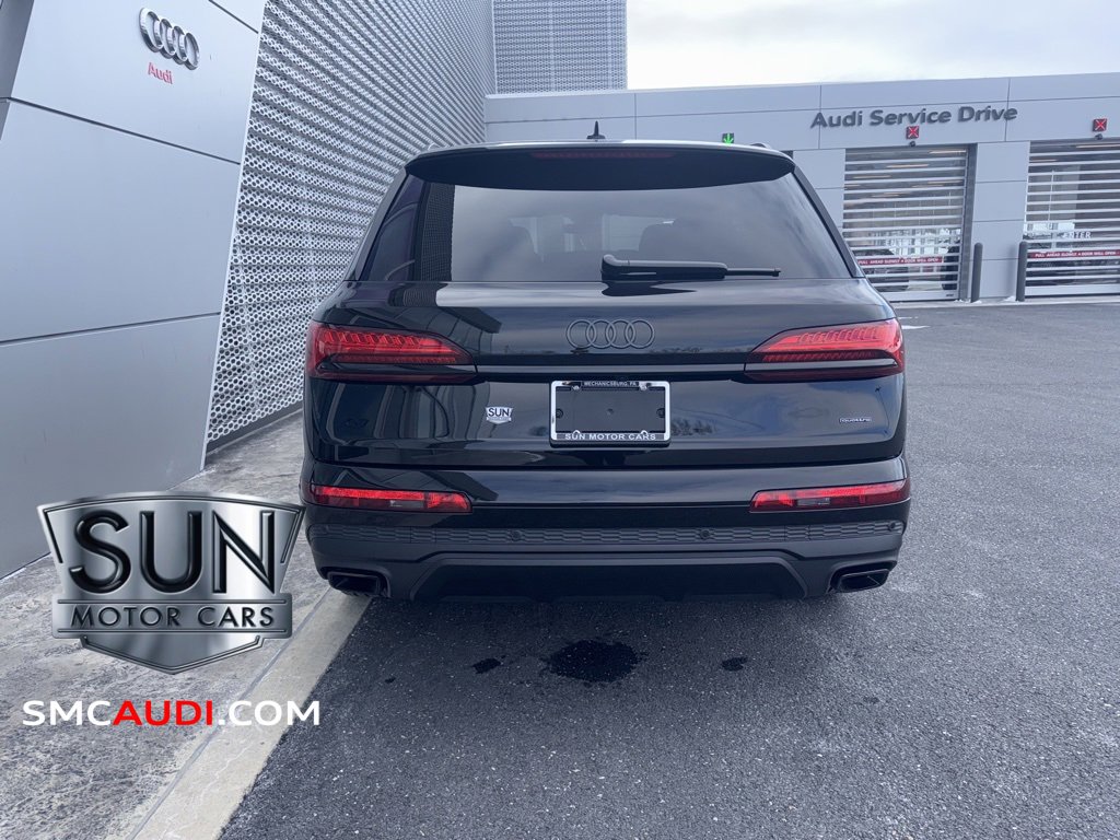 Used 2025 Audi Q7 2.0T Premium w/ Convenience Plus Package image 13