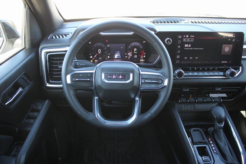 New 2025 GMC Canyon Elevation w/ Convenience Package image 7