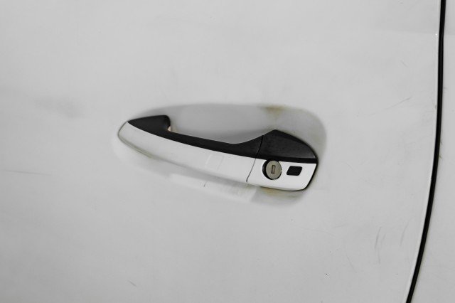 Used 2014 Mercedes-Benz SLK 250 image 37