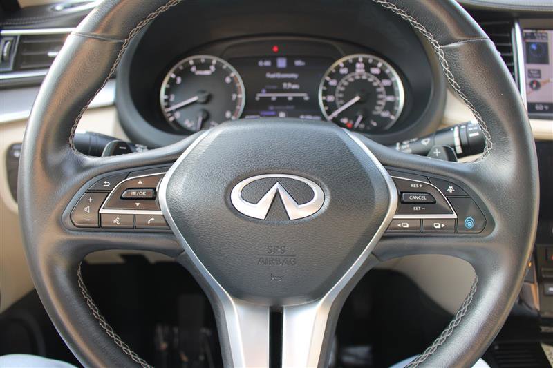 Used 2022 INFINITI QX50 Sensory image 16