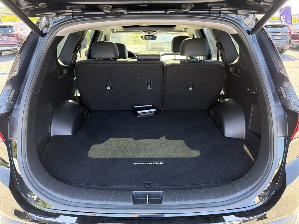 Used 2022 Hyundai Santa Fe Limited w/ Cargo Package image 18