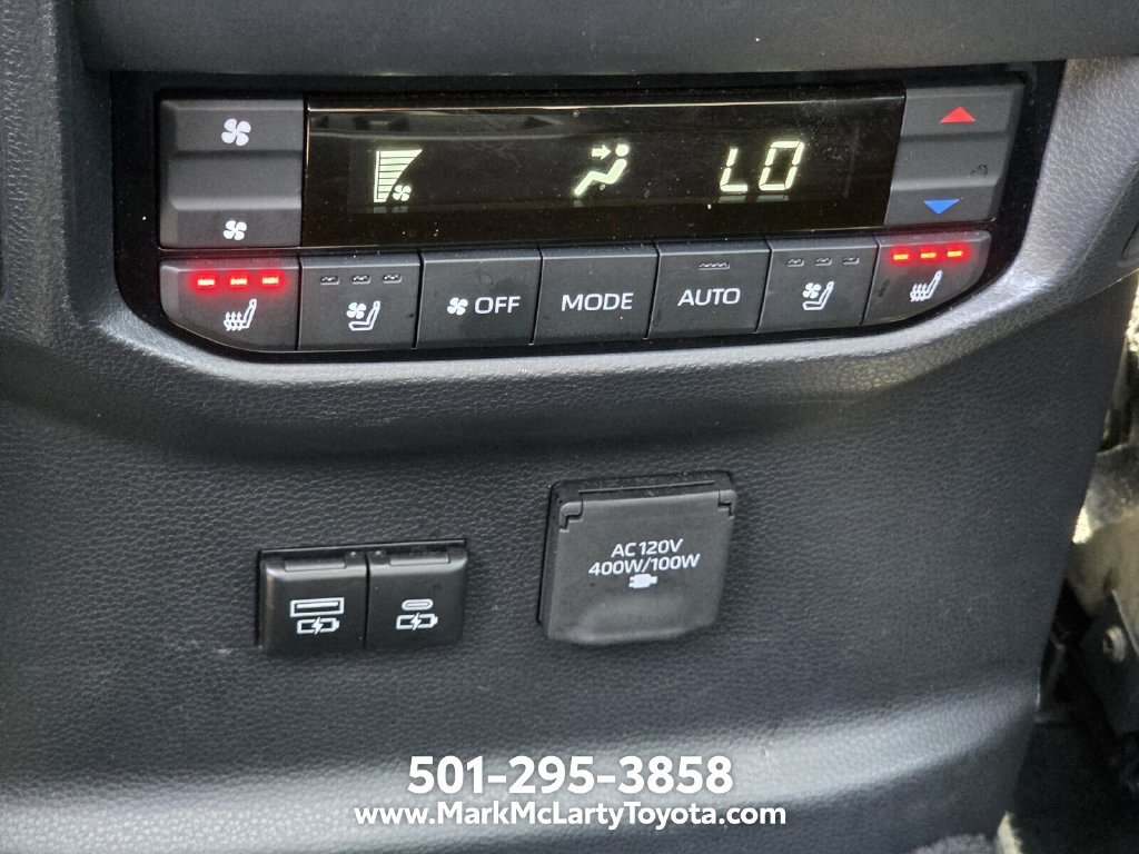 Used 2024 Toyota Sequoia Platinum AWD/4WD image 13