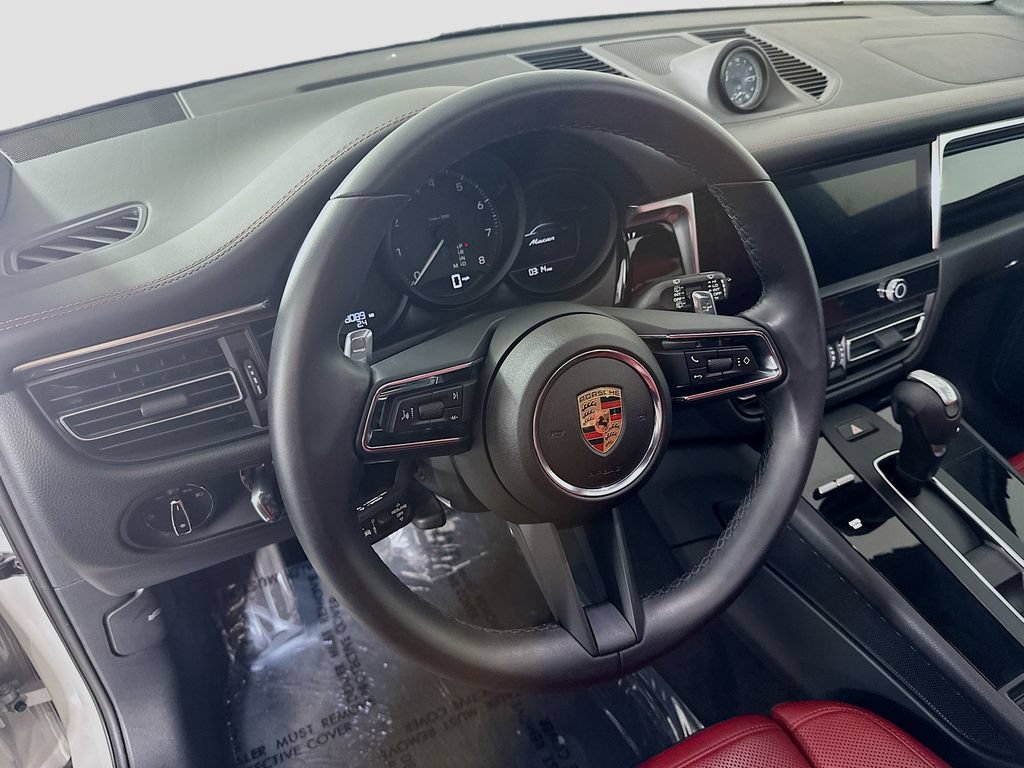 New 2025 Porsche Macan AWD/4WD image 12