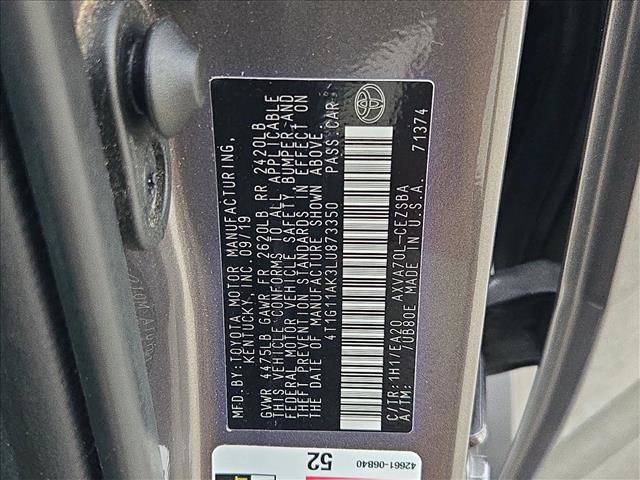 Used 2020 Toyota Camry SE FWD image 16