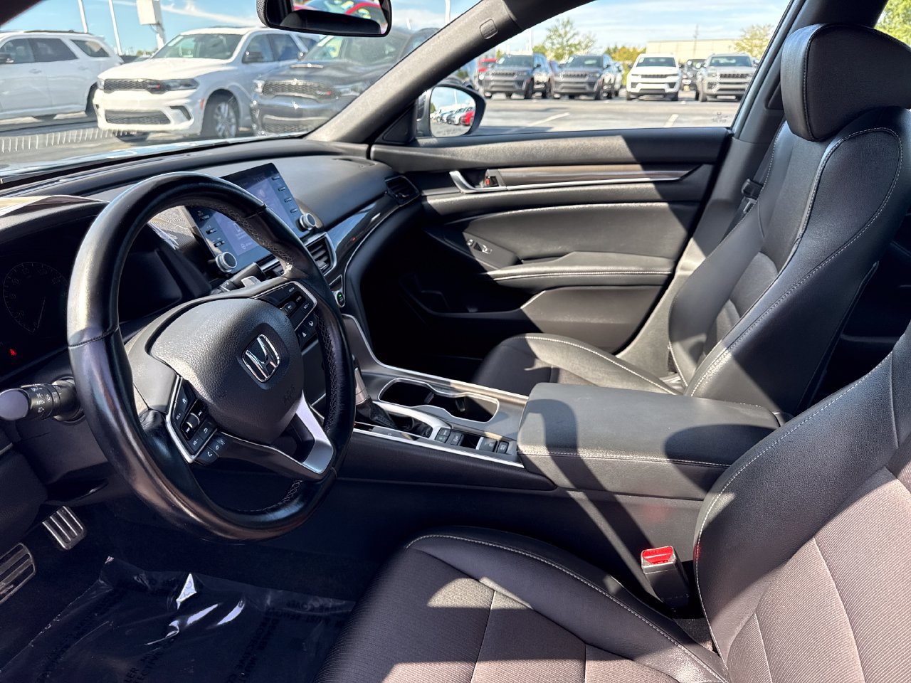Used 2021 Honda Accord Sport image 11
