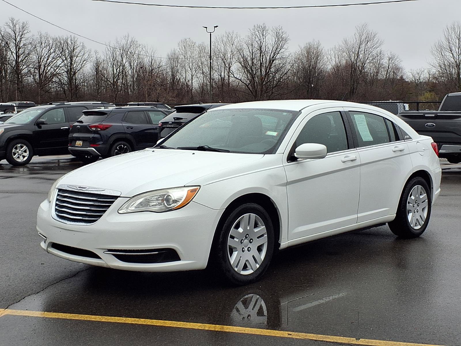 Used 2012 Chrysler 200 LX image 1